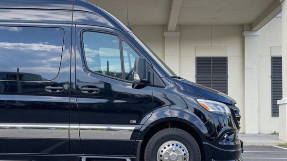 12 passenger sprinter van indianapolis