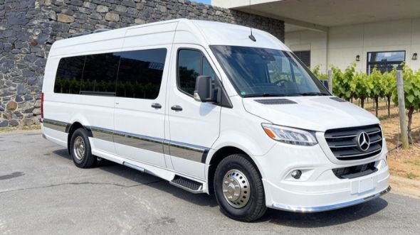 indianapolis wine tour sprinter van rental